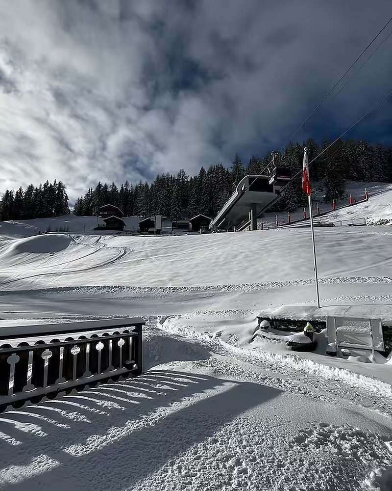 Le chalet — extérieur — vue 1