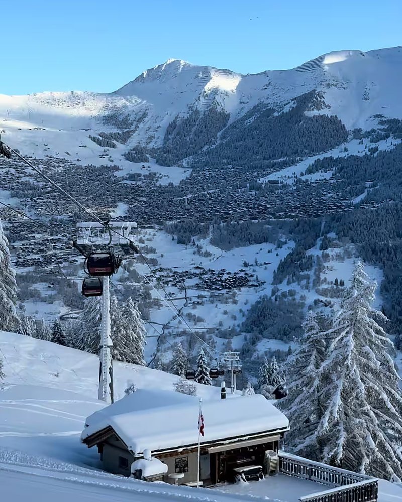 Le chalet — extérieur — vue 13