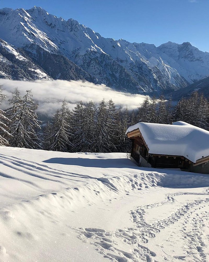 Le chalet — extérieur — vue 6