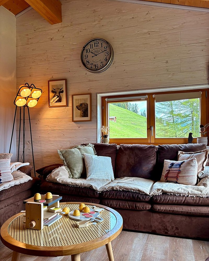 Salon du chalet — vue 4